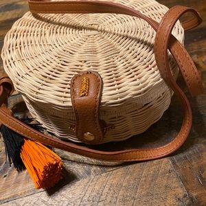 Bamboo round bag